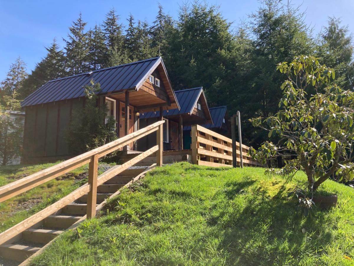 Hotel The Hiker Huts à Port Renfrew Extérieur photo